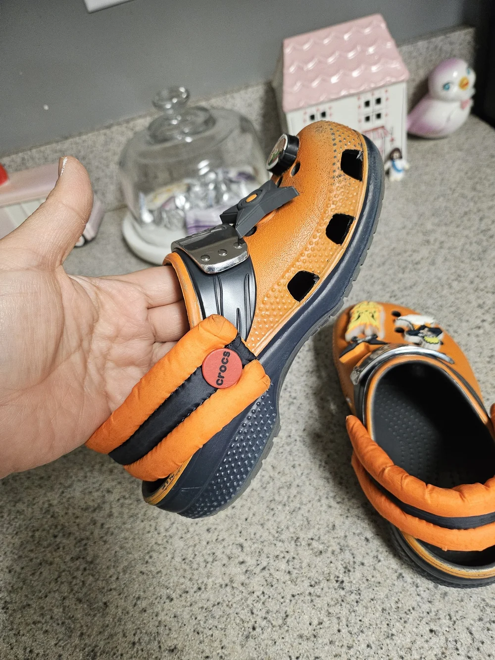 Crocs Naruto Shippuden Classic Clogs Kids Size 11C Slip On Sandals